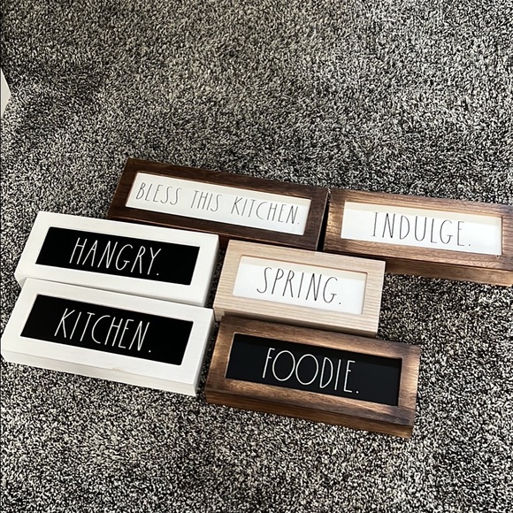 Rae Dunn Other - Rae Dunn assorted signs